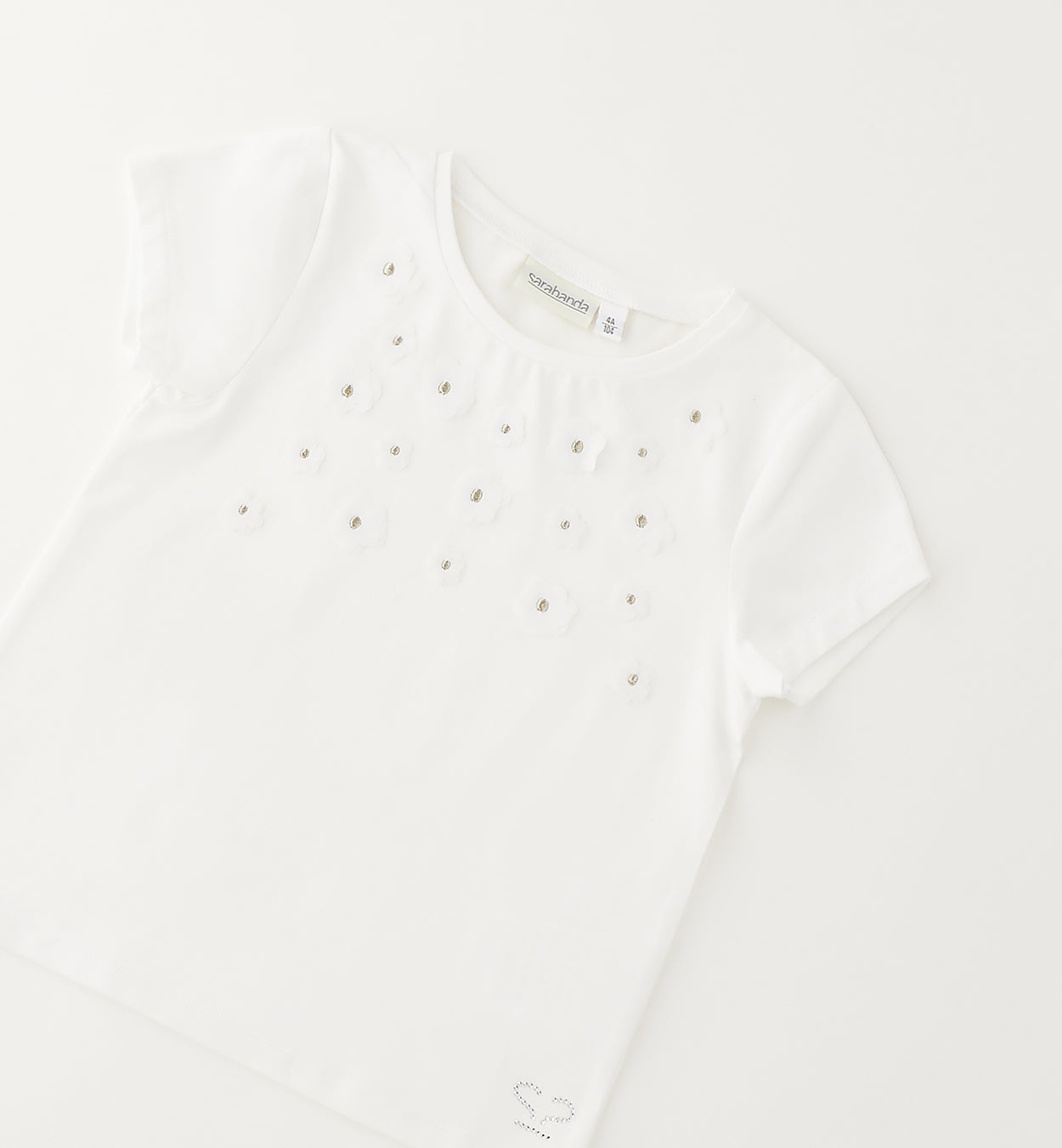 T-shirt bianca con fiori