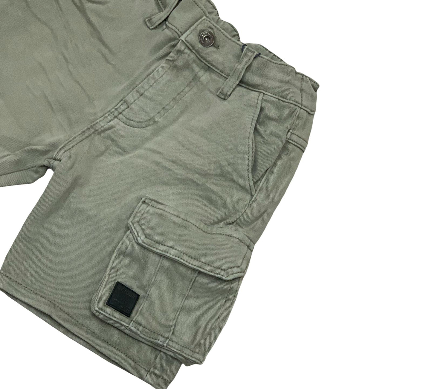JEANS BERMUDA CON TASCHE VERDE