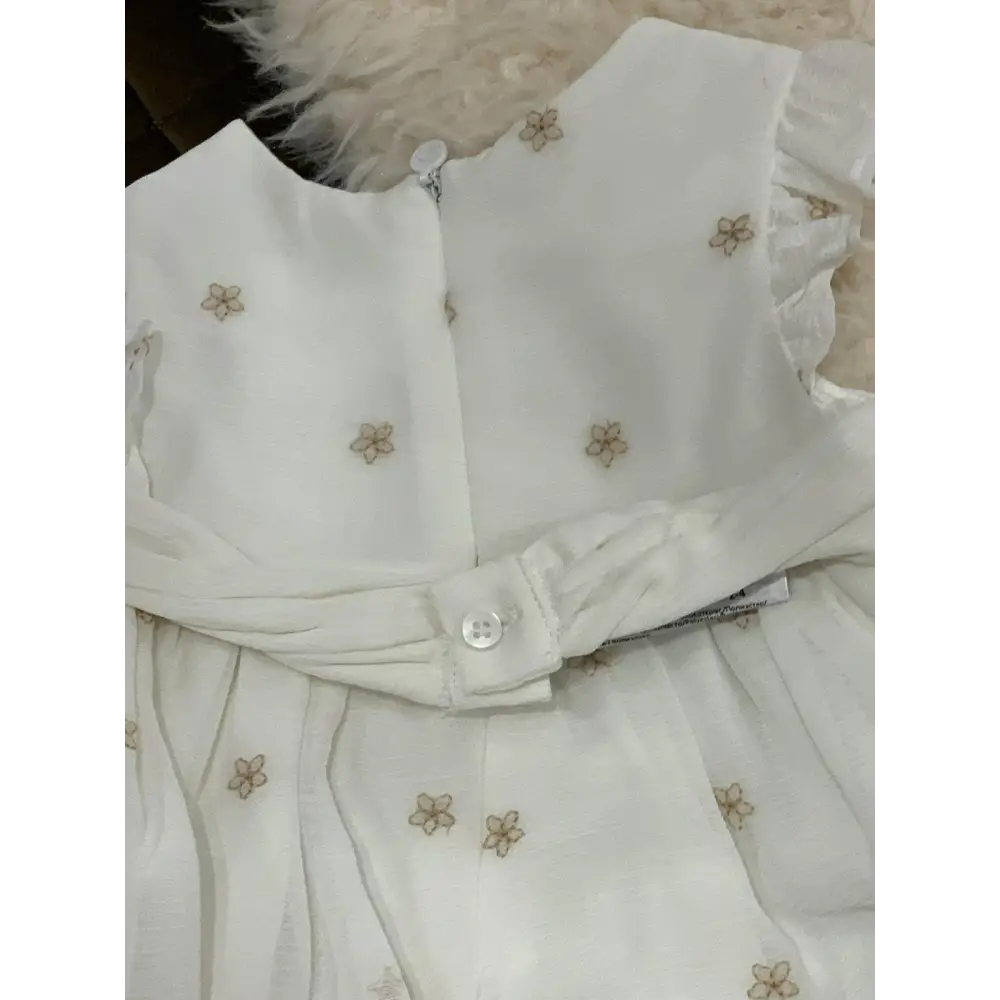 Abito cerimonia con culotte Mayoral bianco con decorazioni floreali beige e cinturino con bottone