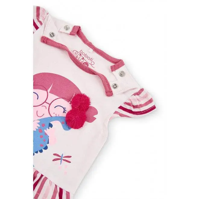 tutina corta neonato rosa Boboli con stampa di bimba, fiocco pompon decorativo, bottoni automatici sulle spalle e maniche a righe
