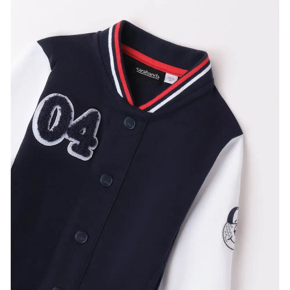 felpa blu bambino Sarabanda stile varsity con maniche bianche collo a righe bottoni a pressione
