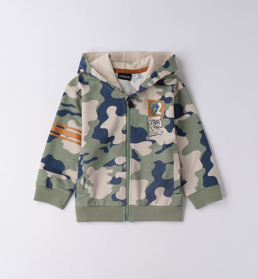 Sarabanda felpa bambino militare con cappuccio zip in tessuto mimetico verde e beige con patch numero 2 e righe arancioni