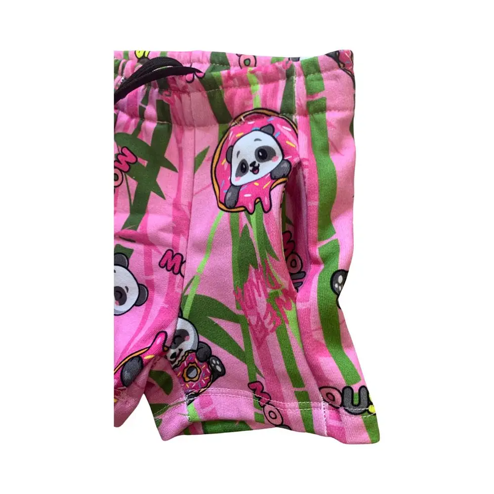 Shorts rosa bimba panda con stampa divertente e dettagli verde e nero di Mousse