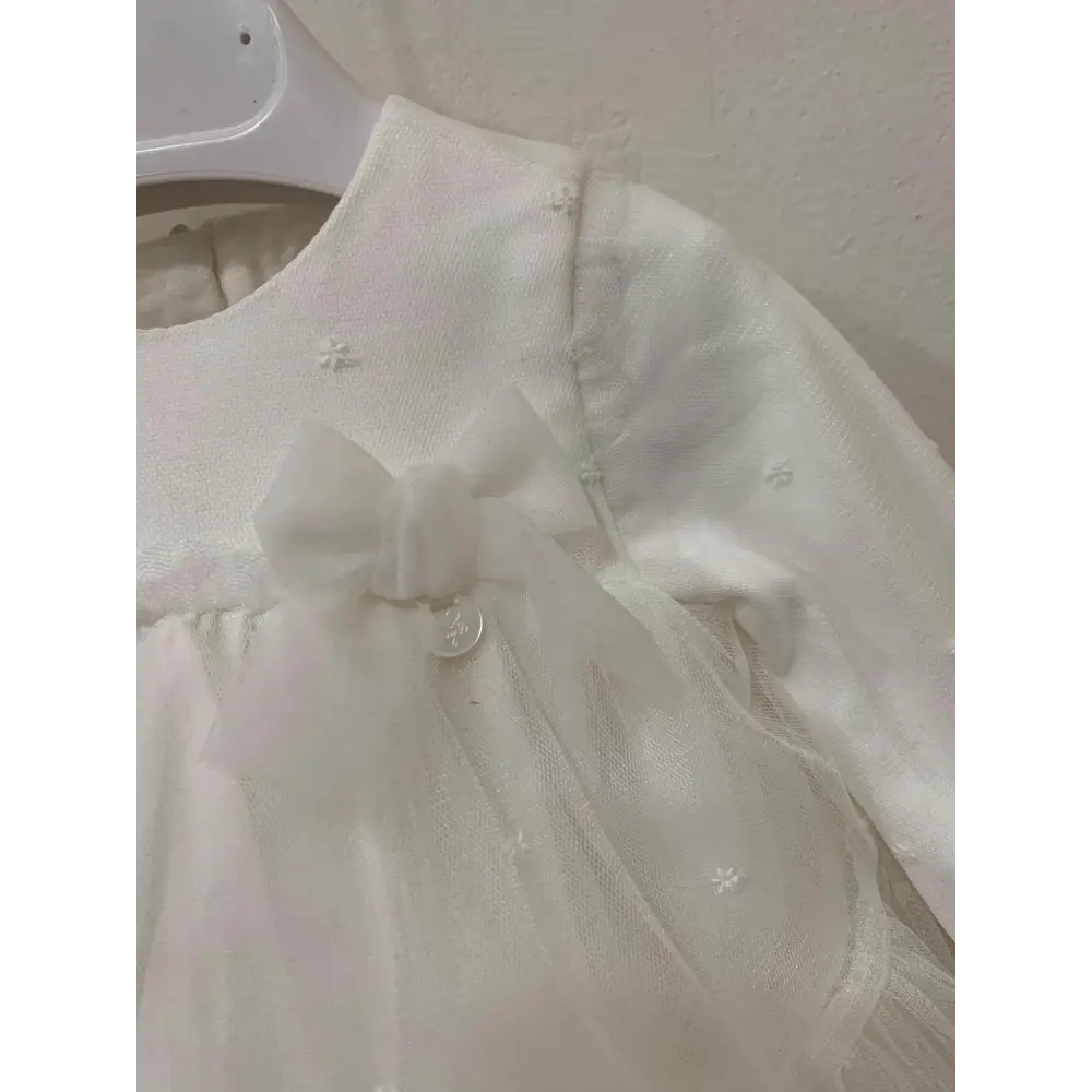 Vestito tulle panna neonata Mayoral con fiocco delicato e maniche lunghe eleganti