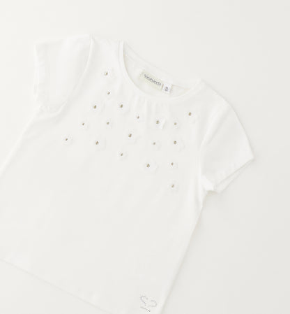 T-shirt bianca con fiori