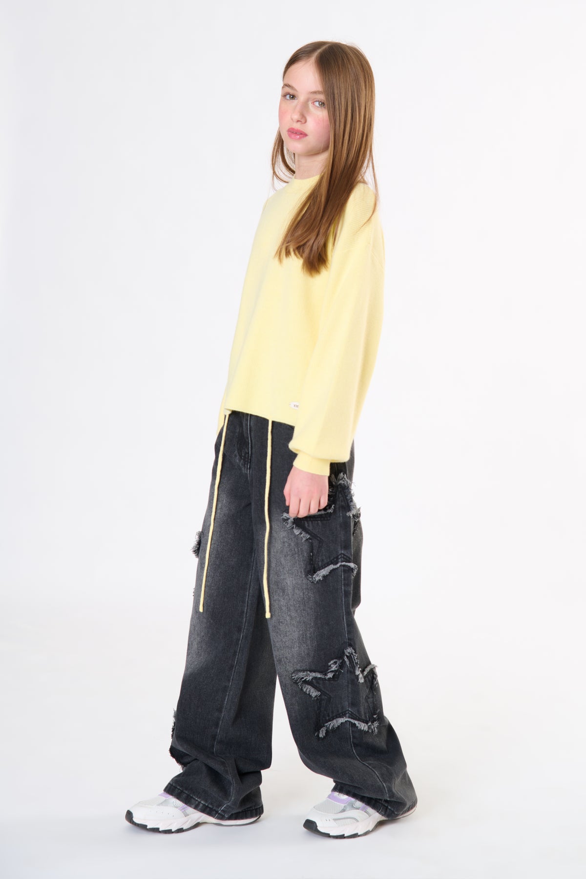 Jeans Ragazza TOBETOO Oversized con Toppa a Stella – Modello Teen