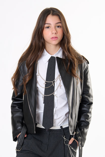 Camicia Ragazza TOBETOO Oversized Bianca con Cravatta Gessata e Catena