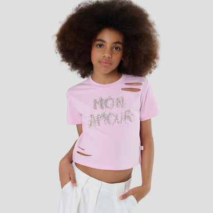 T-shirt Corta Ragazza Rosa “MON AMOUR” con Strappi e Brillantini – TOBETOO