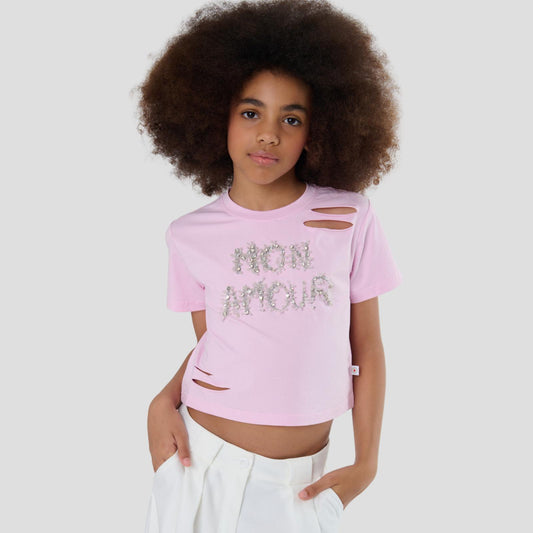 T-shirt Corta Ragazza Rosa “MON AMOUR” con Strappi e Brillantini – TOBETOO