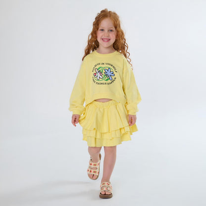 Felpa Bambina Gialla con Fiori Stampati e Fiocchi Azzurri Dietro – TOBETOO