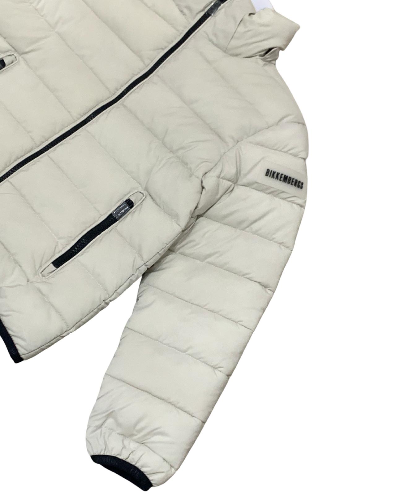 Giubbotto piumino Bikkembergs ragazzo in colore beige con chiusura lampo e maniche a sbuffo