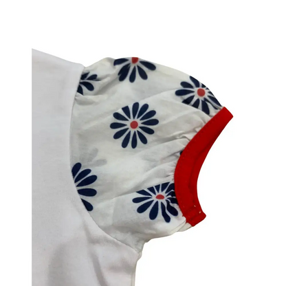 Maglietta bianca maniche corte bambina con dettagli floreali blu e bordo rosso di Y-Clù