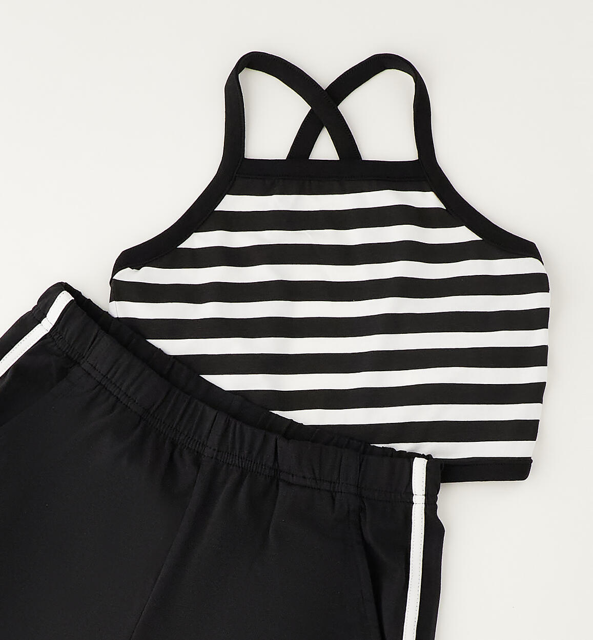 Completo Estivo Ragazza Sarabanda Nero e Bianco con Canotta a Righe e Shorts