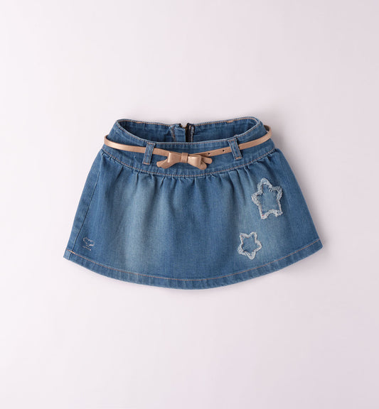 Gonna jeans bambina con cintura dorata e stelle ricamate, moda giovanile di Sarabanda