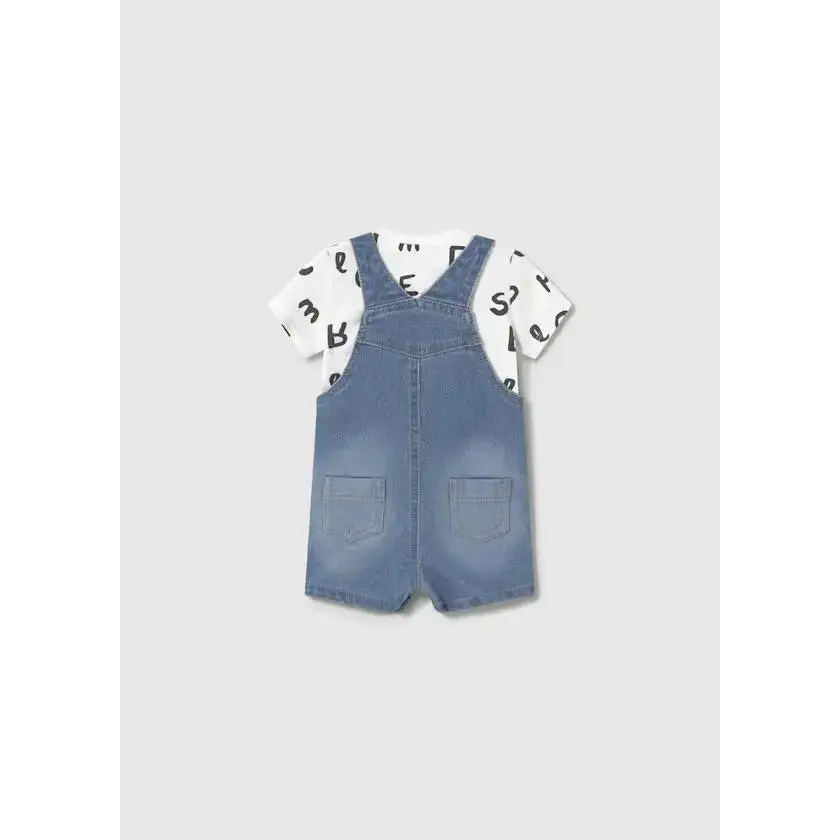Completo salopette e maglietta neonato mayoral in denim con top bianco a maniche corte e stampa nera