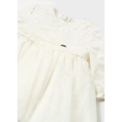 vestito tulle neonato Mayoral in tulle e pizzo panna con maniche lunghe e dettaglio logo metallico