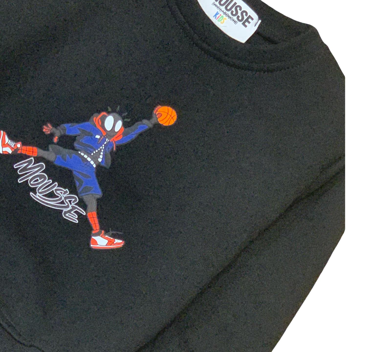 felpa nera bambino Mousse con collo rotondo e stampa cartoon giocatore di basket con pallone