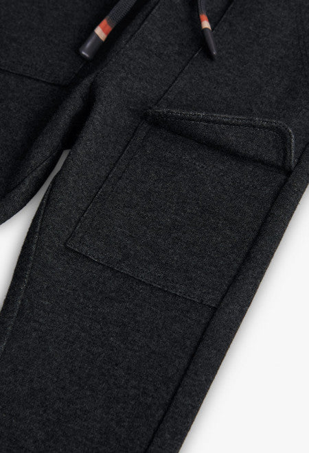 Pantalone in flanella Boboli con tascone bimbo, design comodo e pratico, ideale per attività quotidiane