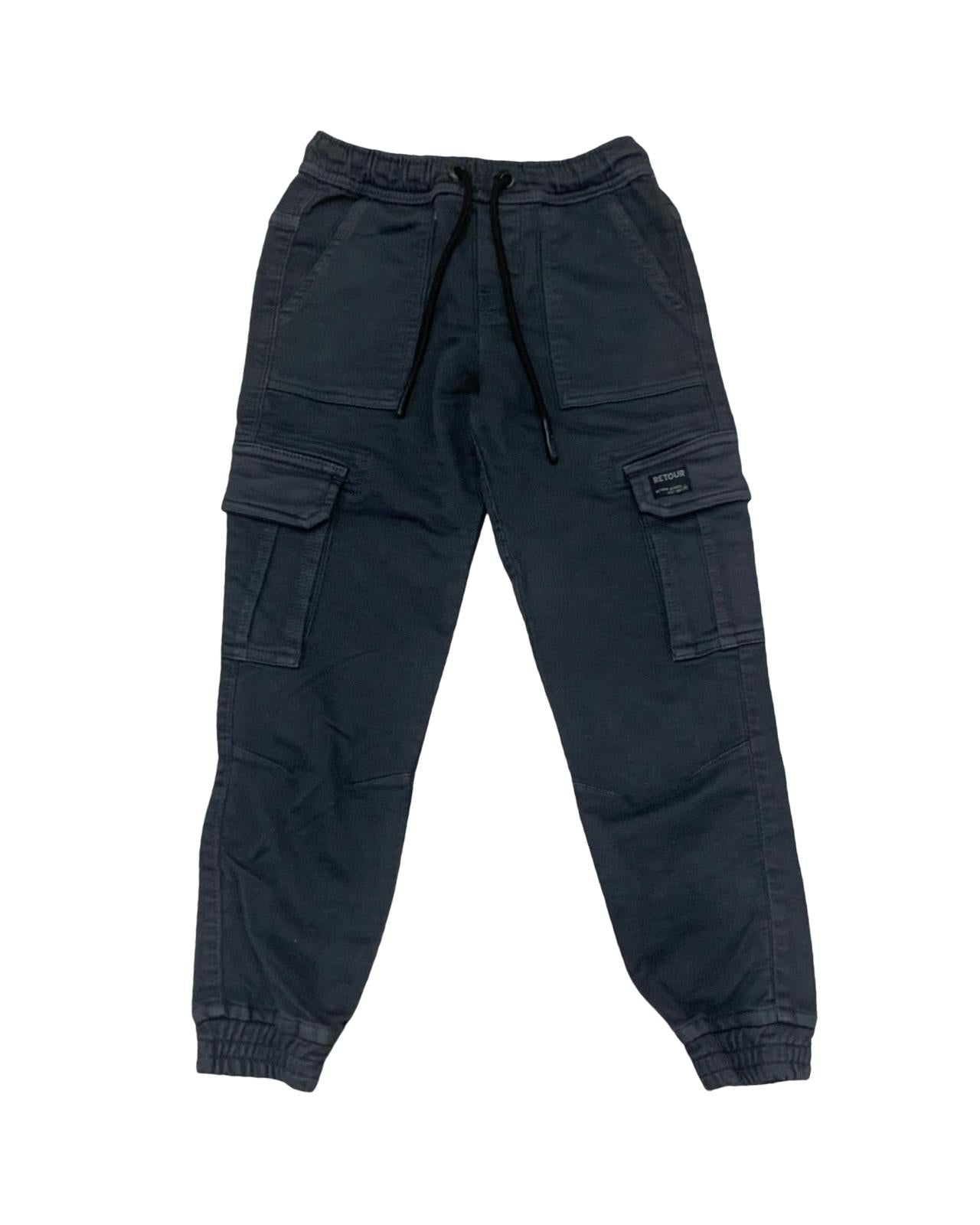 Pantaloni cargo felpati ragazzo in grigio scuro con tasche laterali e cintura regolabile