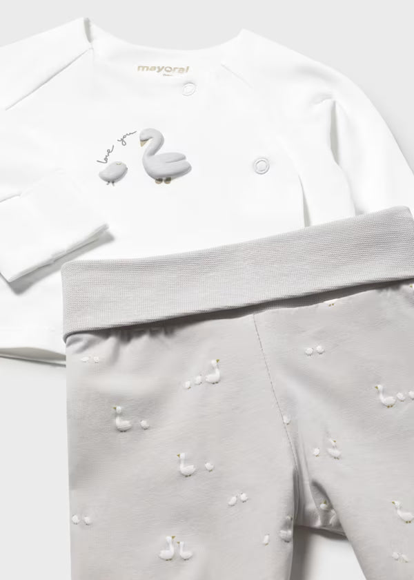 Set Regalo Neonato 3 Pezzi con Cappellino Grigio Perla - Mayoral