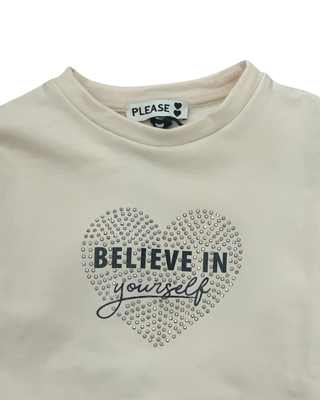 Tuta bimba beige due pezzi con cuore decorato e scritta Believe in yourself
