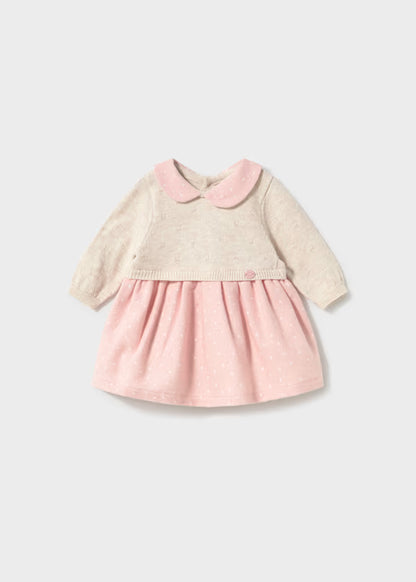 Vestito in Maglia Neonata Écru e Rosa con Colletto – Morbido e Invernale