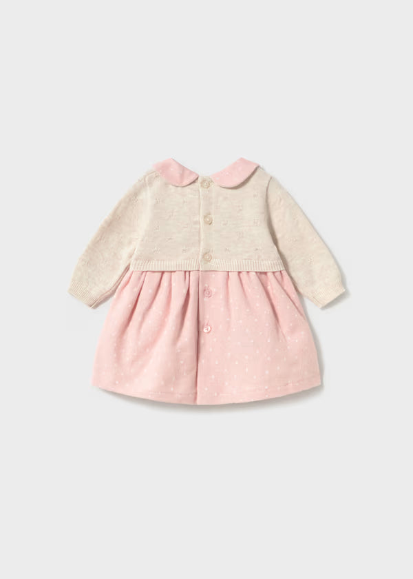 Vestito in Maglia Neonata Écru e Rosa con Colletto – Morbido e Invernale