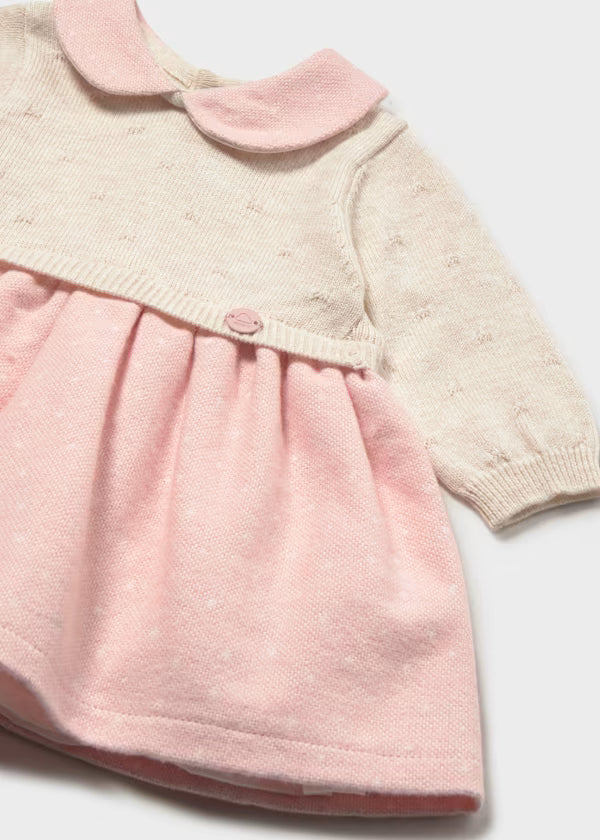 Vestito in Maglia Neonata Écru e Rosa con Colletto – Morbido e Invernale