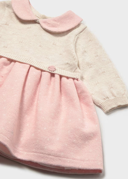 Vestito in Maglia Neonata Écru e Rosa con Colletto – Morbido e Invernale