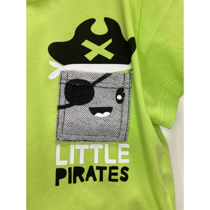 completo corto bambino pirata verde lime con tasca pirata ricamata con benda all occhio e scritta Little Pirates